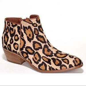 SAM EDELMAN Cheetah Print Petty Ankle Booties 6